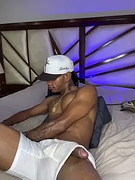 AaronCruz_ live sex cam