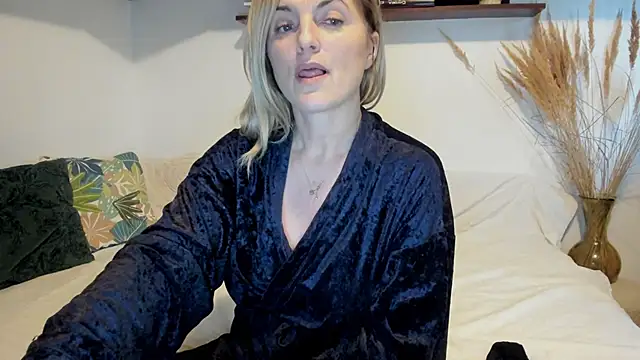 Jadore_able's cam snapshot