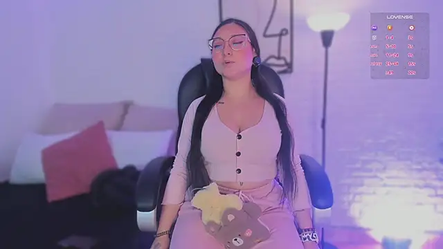 lucy_neil live sex cam