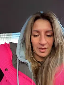 EvvaMur's cam snapshot