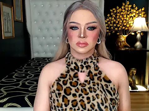 Miss_jassyjuicyandsexy live sex cam