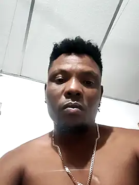 hugo3918_ live sex cam