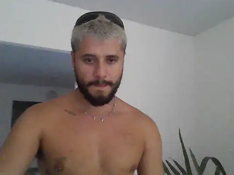 guzz_fit's cam snapshot