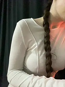 shrie_becerlyy0984's cam snapshot