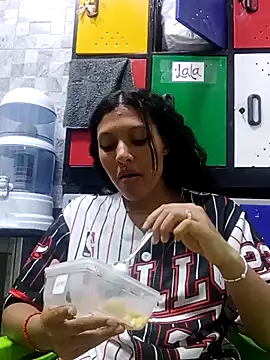 ashley-17's cam snapshot