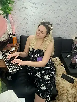 ScarletCallings_420 live sex cam
