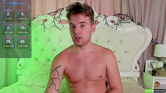 ArthurWhitee's cam snapshot