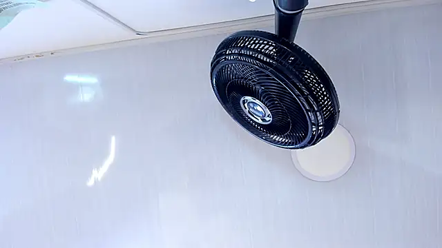 Jake_AndNicole's cam snapshot