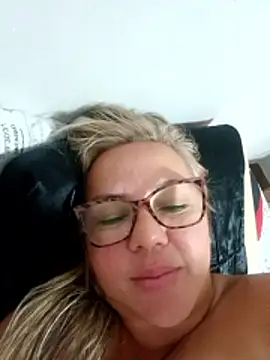 Pamelamilf live sex cam