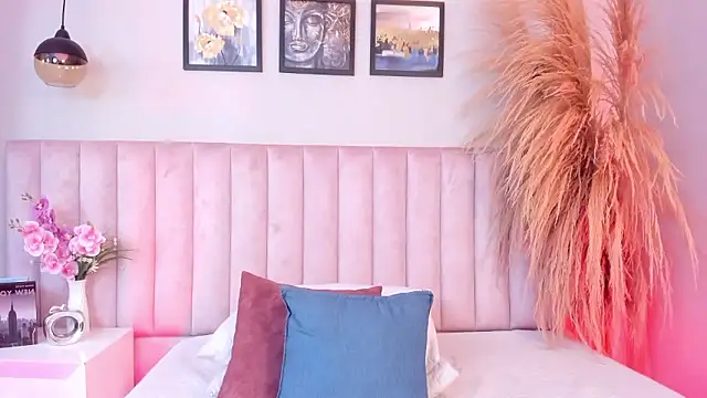 Mia__Walker live sex cam