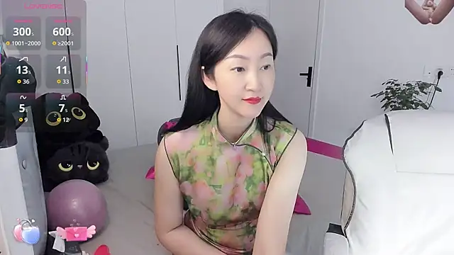 paopao-a live sex cam