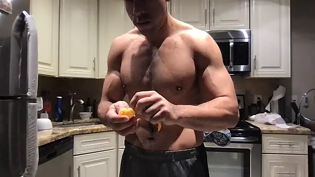 BigGuyMuscle live sex cam