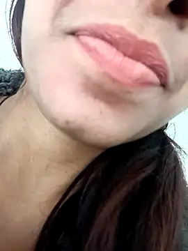 Aaisha-16 live sex cam