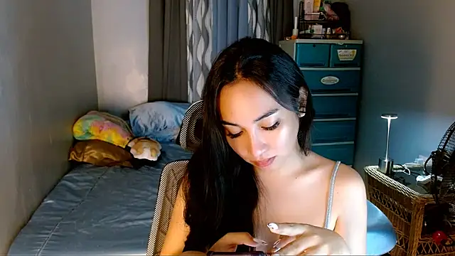 SweetLilly_18 live sex cam