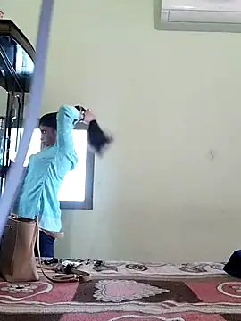 Hot-Pooja25 live sex cam