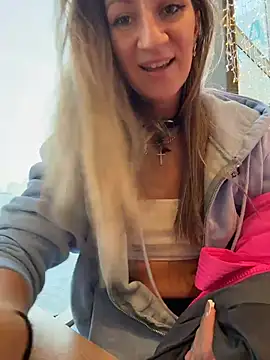 EvvaMur's cam snapshot