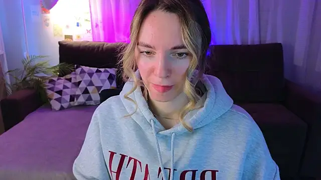 molly_crystal live sex cam