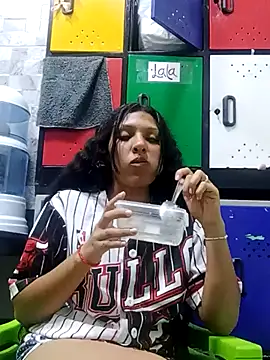 ashley-17's cam snapshot