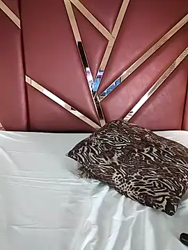 Camerondarkness's cam snapshot