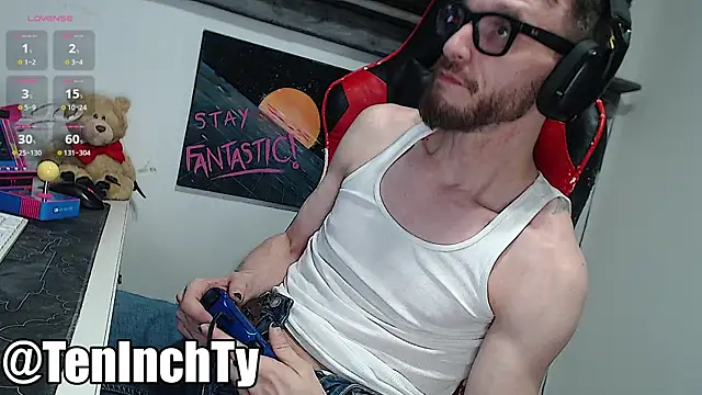 teninchty live sex cam