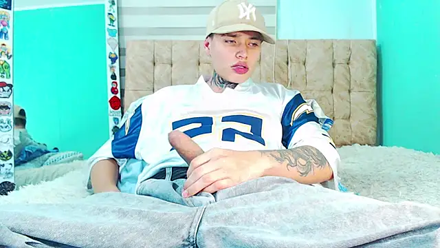 _justinmoon2 live sex cam