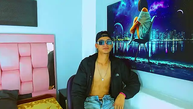 Axel_Marcu live sex cam