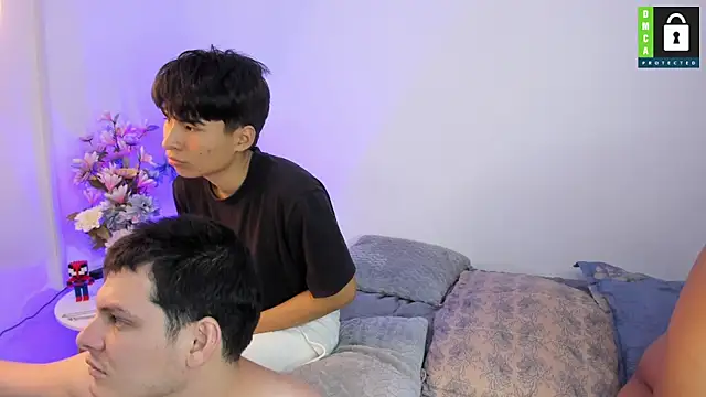 _Ottis_'s cam snapshot