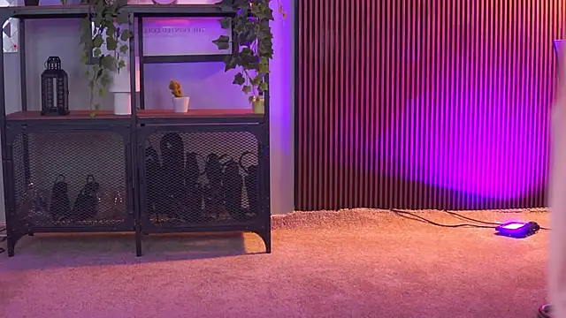 RavennaDArcy live sex cam