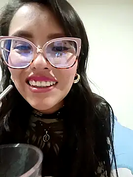 NaYa_90 live sex cam