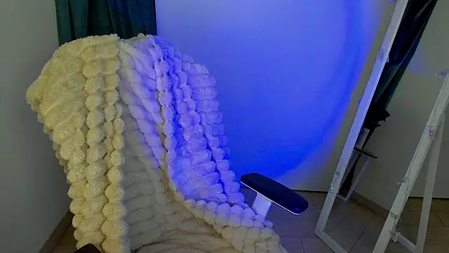 Catherine_e live sex cam