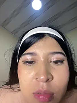 Vliacoooper2 live sex cam