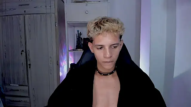 tylernova's cam snapshot