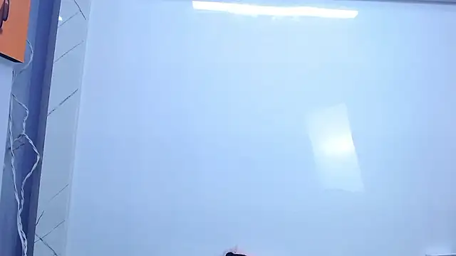 Chloe_Martini live sex cam