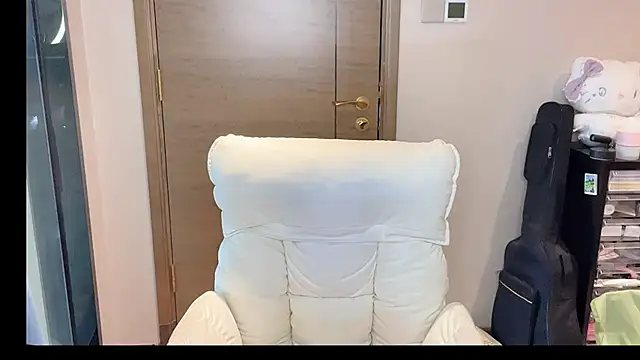 Koi-00's cam snapshot