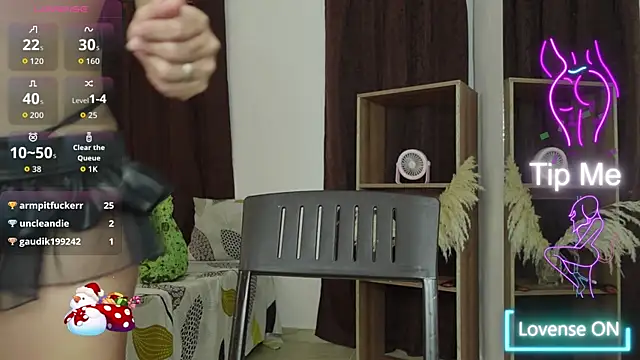 dreyna_latin's cam snapshot