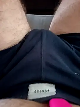 Dam70's cam snapshot