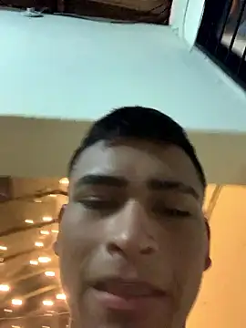 Emiliano_Reyes live sex cam