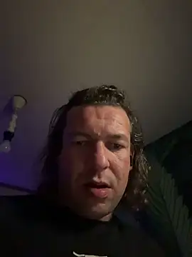 miguel910921's cam snapshot