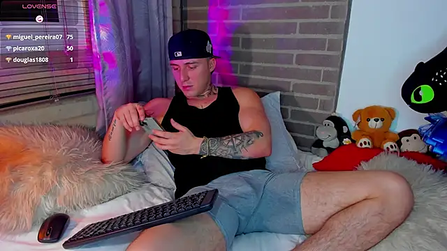 liam_oficial02 live sex cam