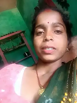 Alisha_beby143 live sex cam