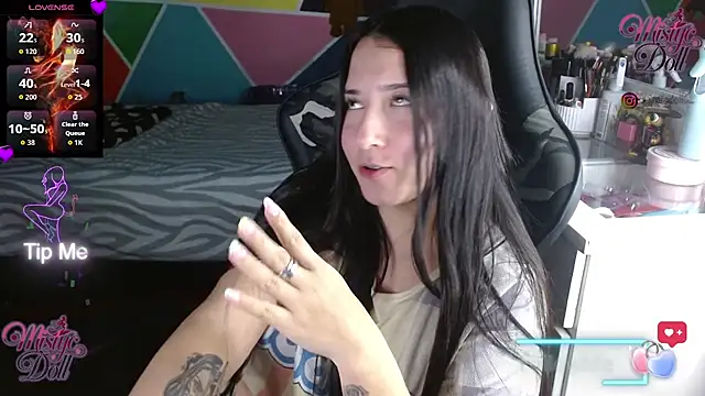 Mysticdooll69's cam snapshot