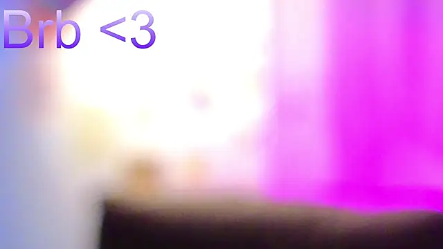 molly_crystal live sex cam