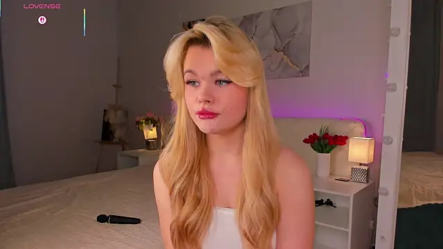 ShyEmma_ live sex cam