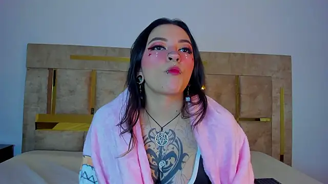 Kitty_ravee's cam snapshot