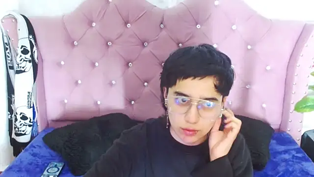 katalinathxandbritney1 live sex cam