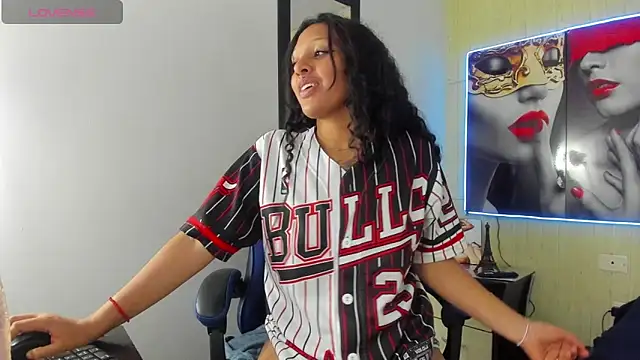 ashley-17's cam snapshot