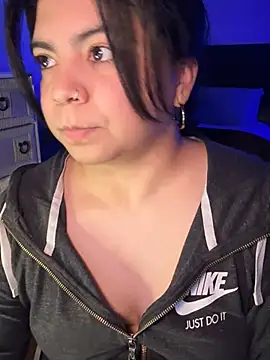 kimmiakiss22's cam snapshot