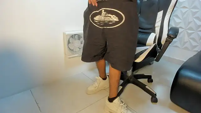 Alluringangel23 live sex cam