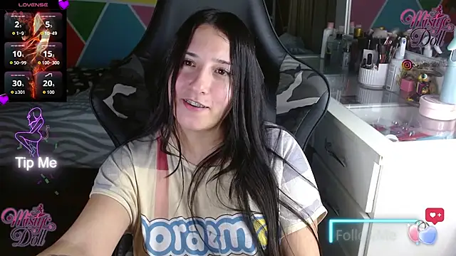 Mysticdooll69's cam snapshot