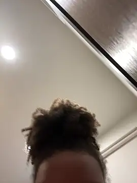 CurlyCutieSweetie's cam snapshot